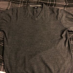 charcoal grey sweater size XL